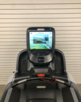 Refurbished Precor TRM 885-18 Treadmill w/ P82 Console
