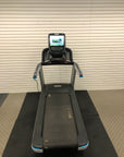 Refurbished Precor TRM 885-18 Treadmill w/ P82 Console